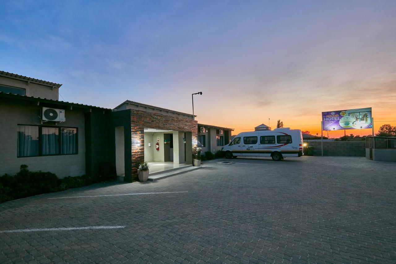 Phudzi Hotel Letlhakane Luaran gambar